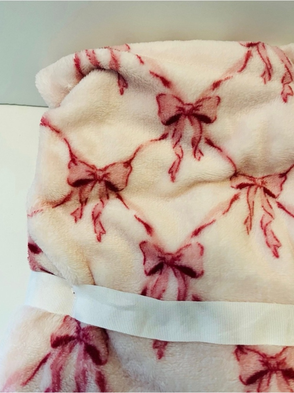 Adirondack Baby by Berkshire Blanket Pink with Dark Pink Bows - Picture 8 of 11